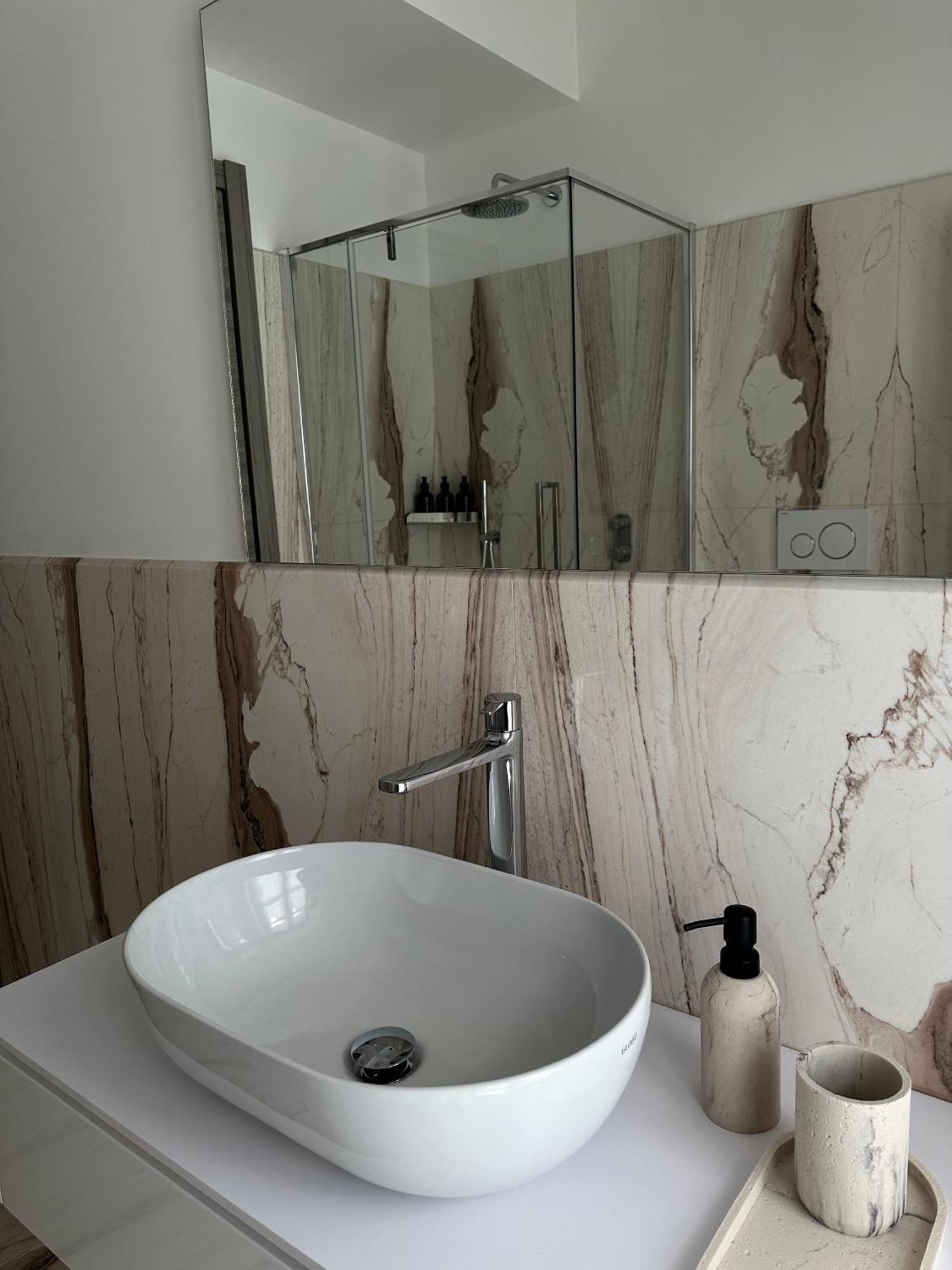 Brionaloft Apartment Domodossola Luaran gambar